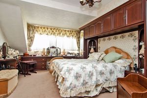 Photo 8- click for photo gallery